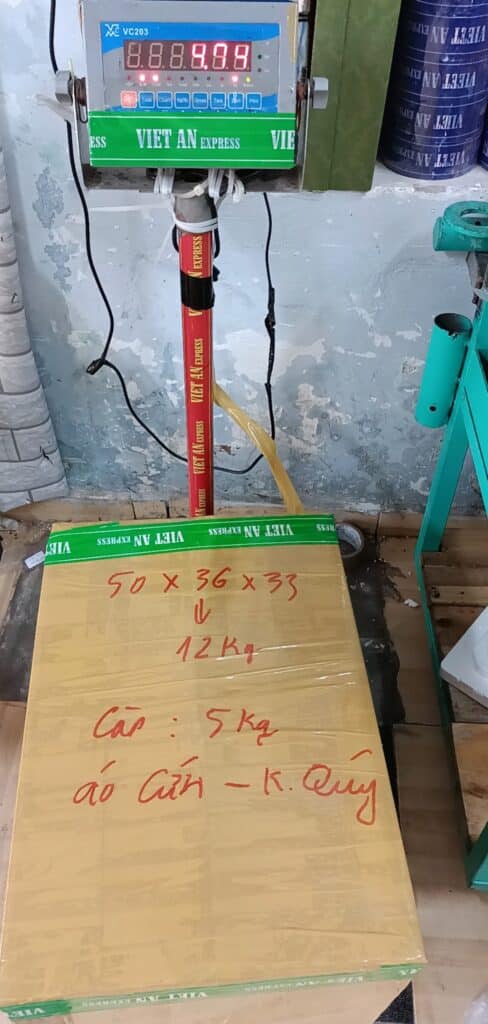 Hàng áo cưới đo thể tích